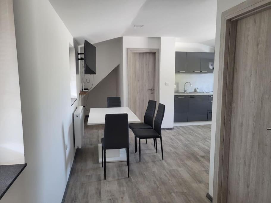 Jack Apartments Марибор Экстерьер фото